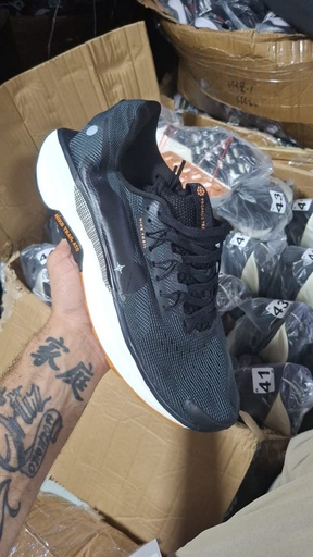 Nike Trail Gris Negro