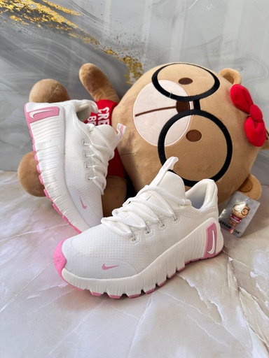 Nike Metcon Blanca Rosado