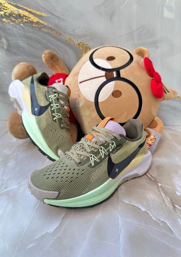 Nike Trail Verde Militar Suela Blanca