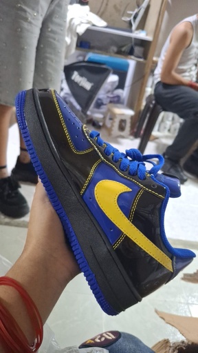 Air Force one Low Azul Chulo amarillo