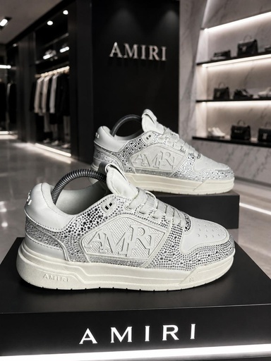 Amiri Letras Beige Perlado