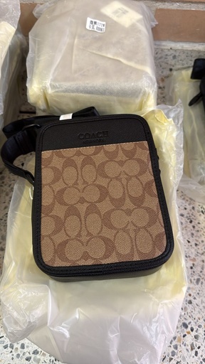 Carriel Coach Cafe Negro(177)